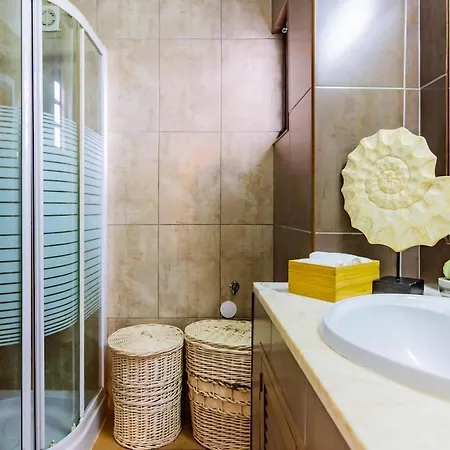 Albufeira Sunny Days | Pool View Family Apartment Apartment