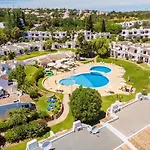 Sunny Days | Pool View Family