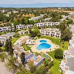 Sunny Days | Pool View Family Albufeira