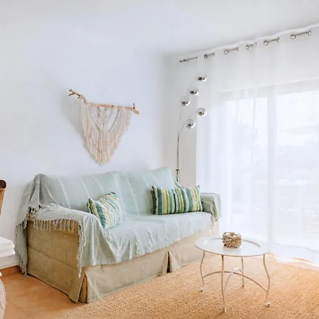 Apartment Sunny Days | Pool View Family *